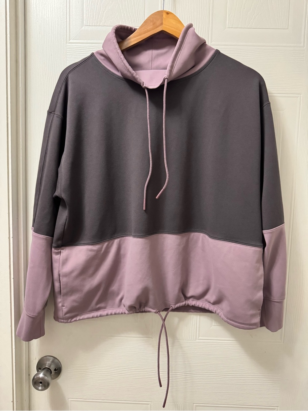 Athleta Charcoal and Dusty Mauve Colorblock Hooded Pullover